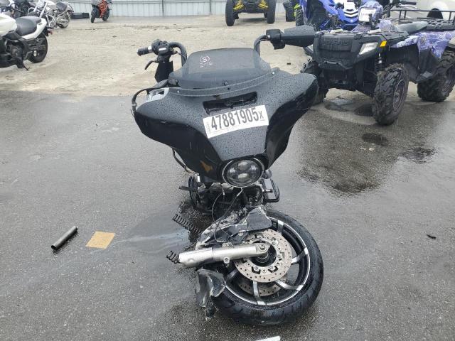  HARLEY-DAVIDSON FL 2016 Чорний