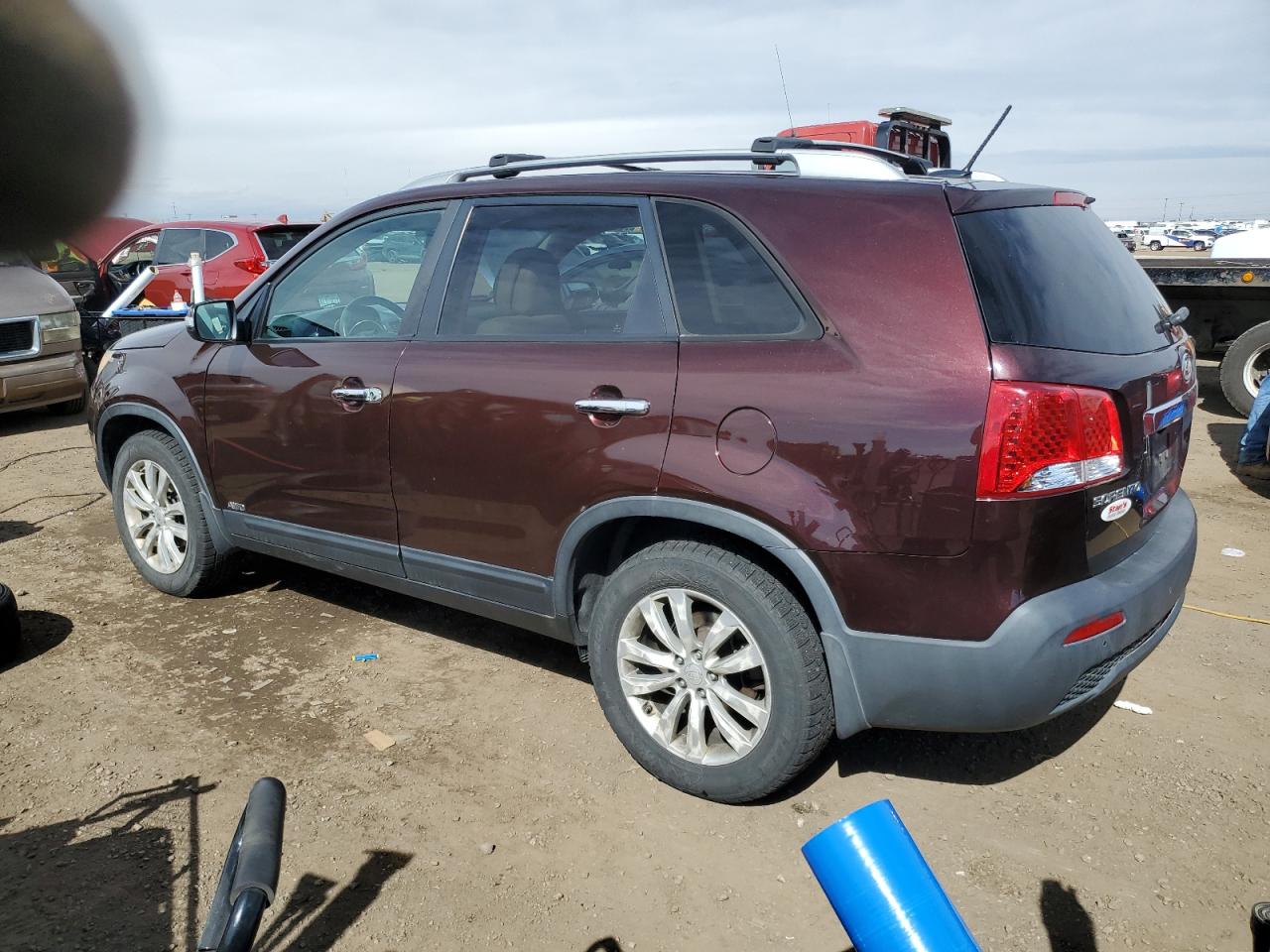 2011 Kia Sorento - Image 2
