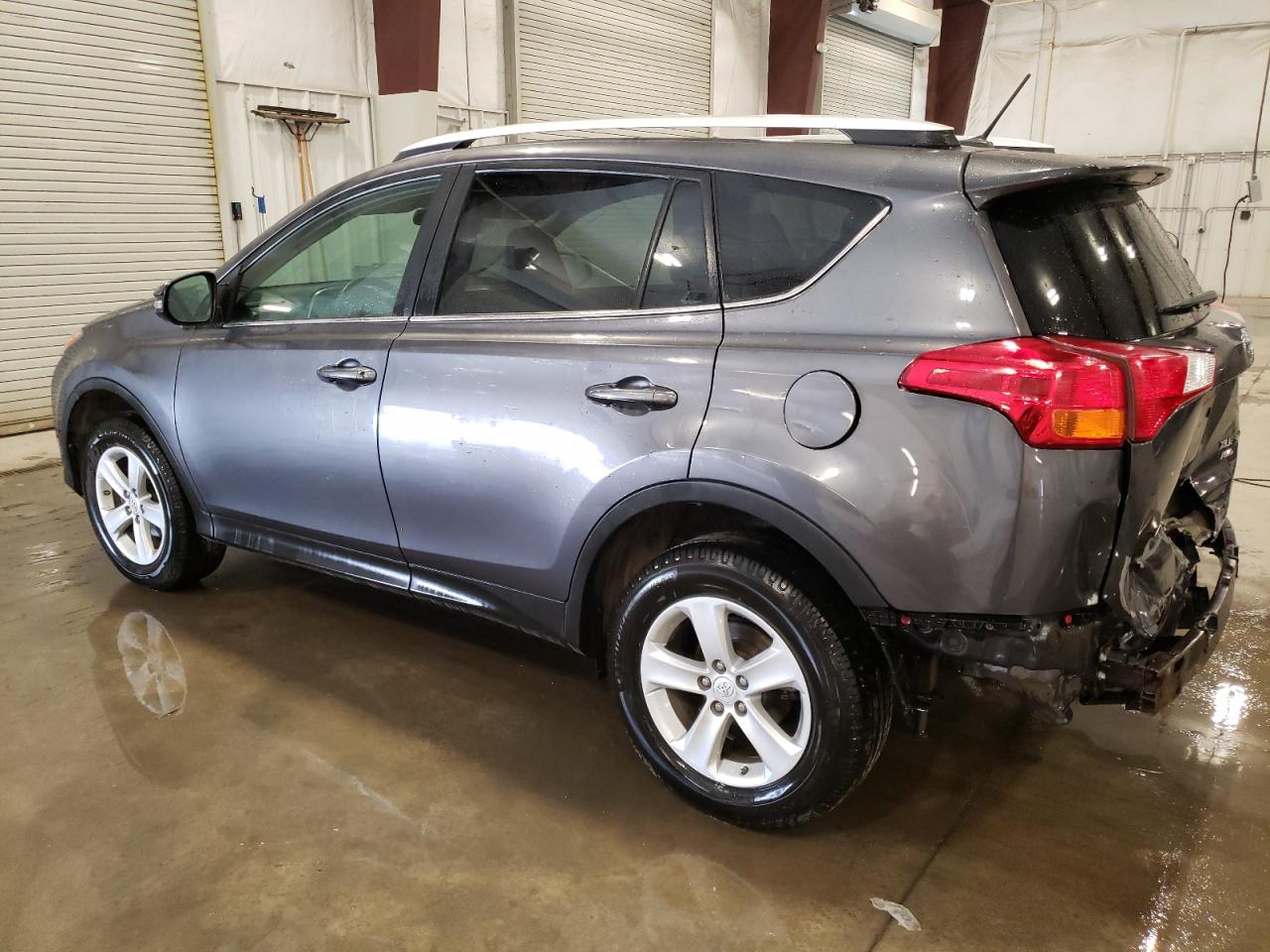 2014 Toyota RAV 4 - Image 2