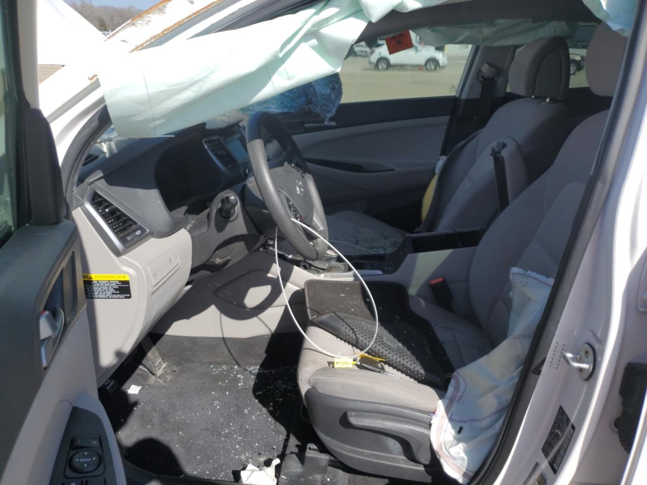 2017 Hyundai Tucson - Image 7
