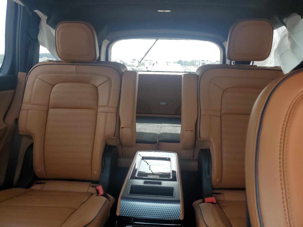 2024 Lincoln Aviator Black Label VIN: 5LM5J9XC3RGL02838 Lot: 50396195