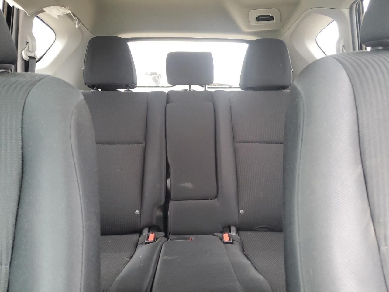 2016 Toyota RAV 4 - Image 10