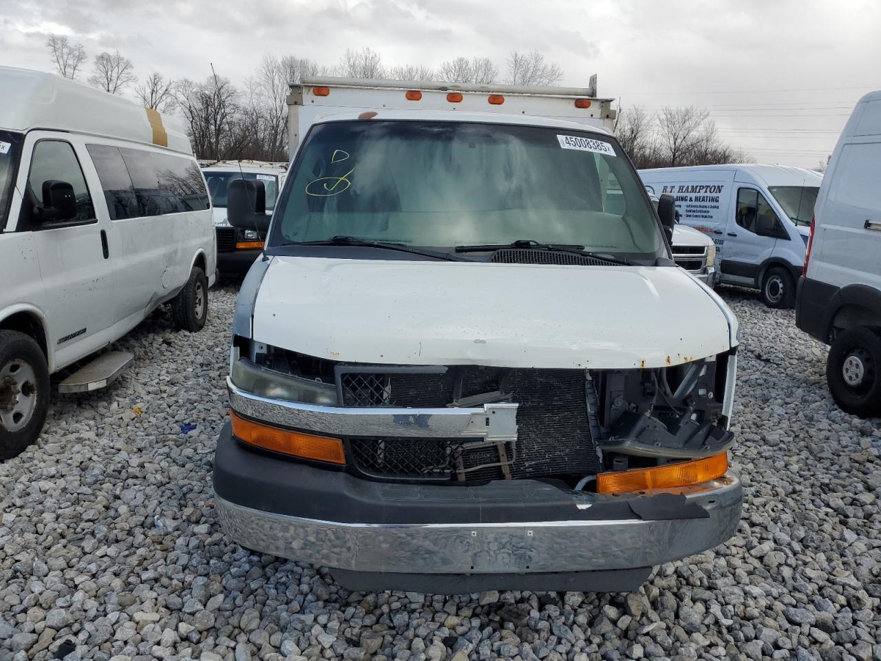 2010 Chevrolet Express - Image 5