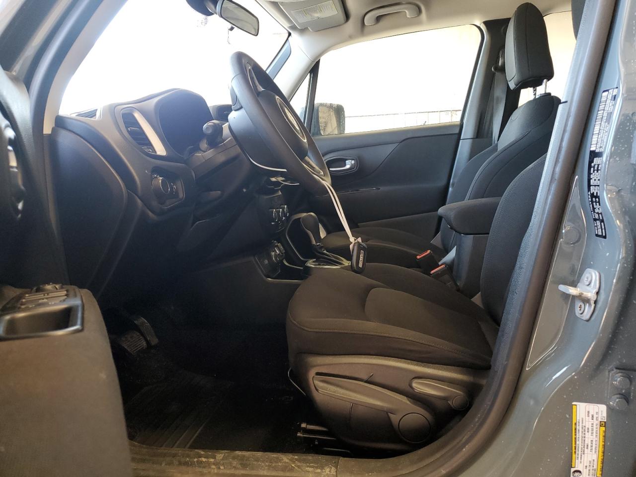 2018 Jeep Renegade - Image 7