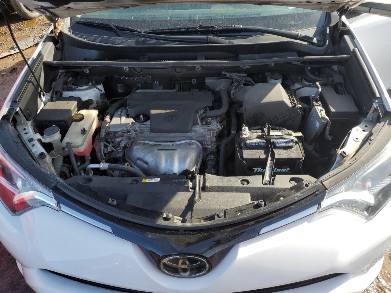 2018 Toyota RAV 4 - Image 12
