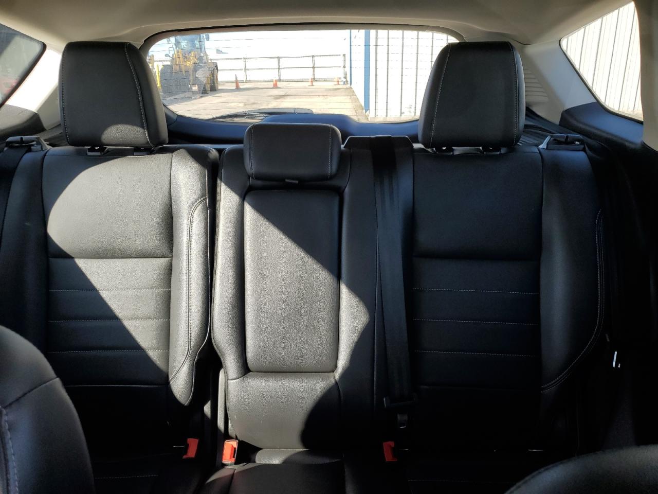 2016 Ford C-MAX - Image 10