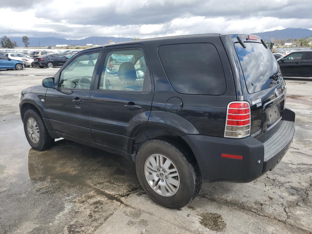 2007 Mercury Mariner - Image 2