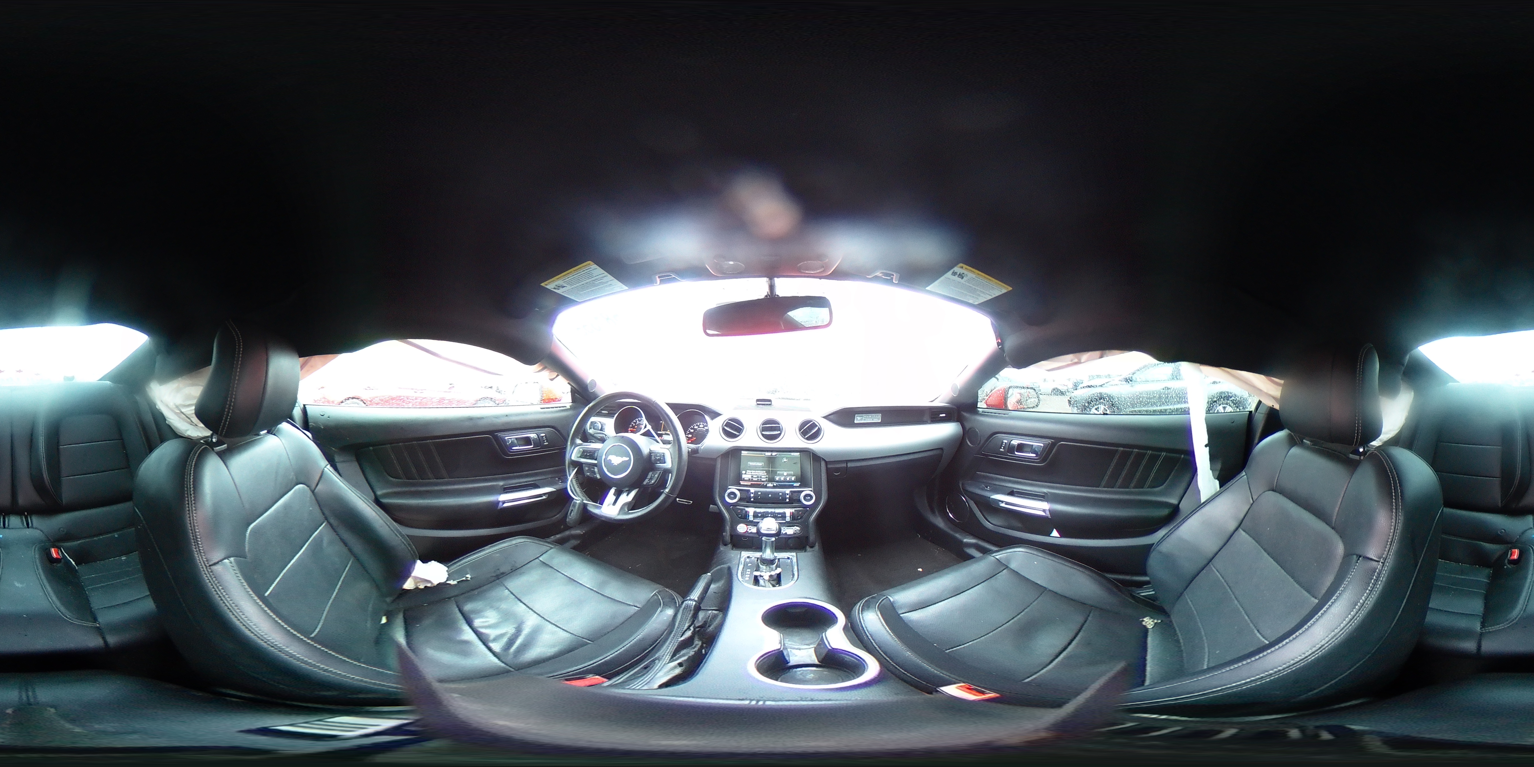 2015 Ford Mustang - Image 13