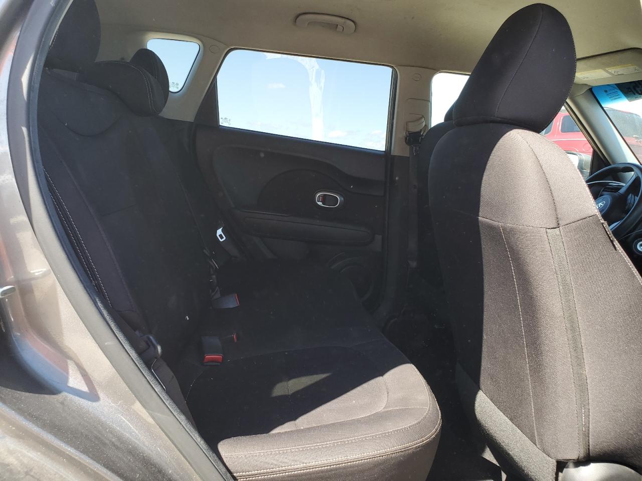 2015 Kia Soul - Image 11
