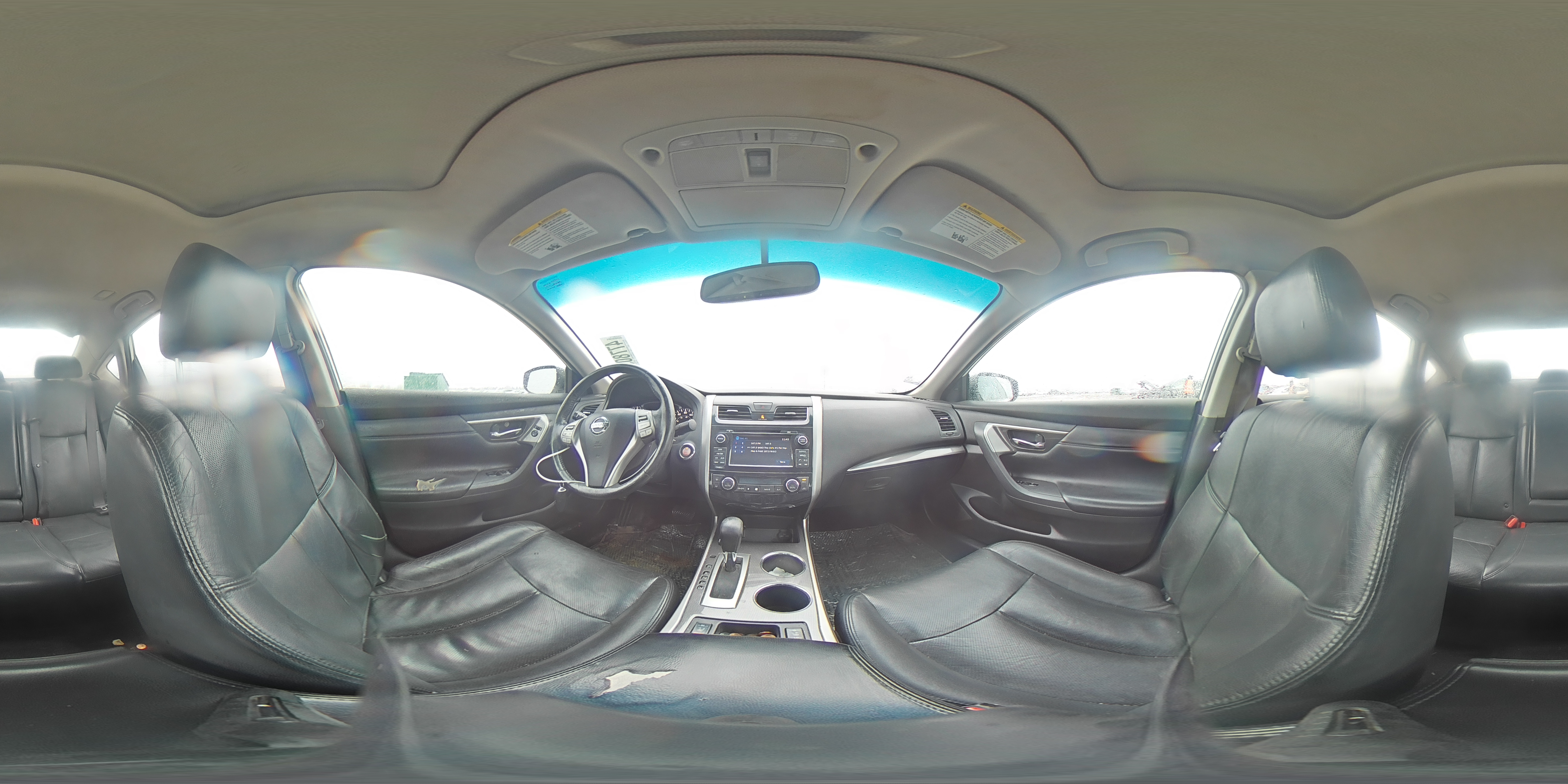 2015 Nissan Altima - Image 13