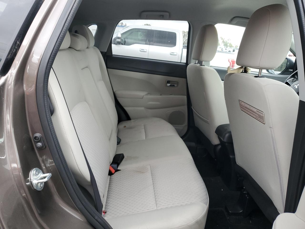 2017 Mitsubishi Outlander Sport Es VIN: JA4AP3AU7HZ041715 Lot: 50979535