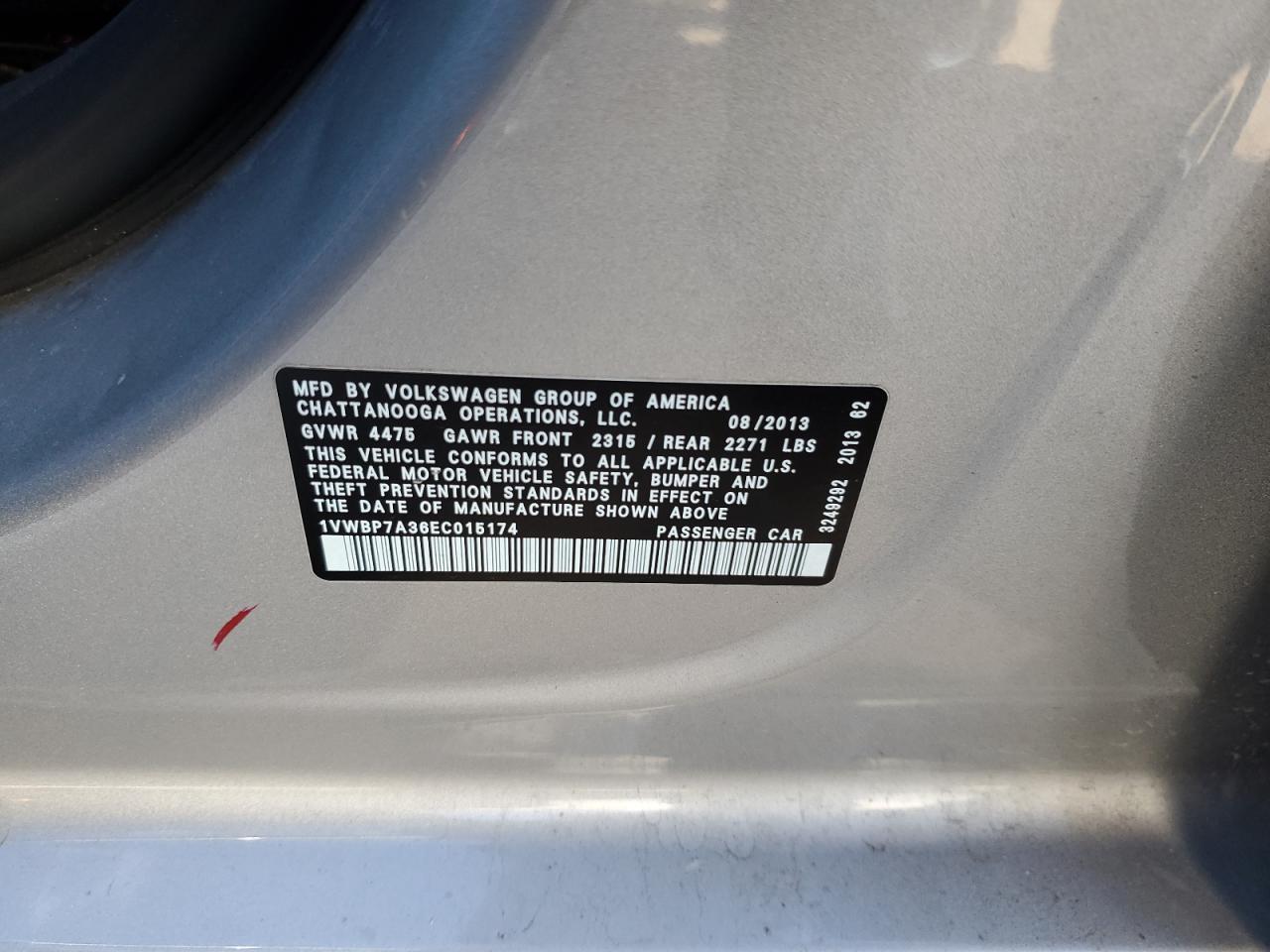 2014 Volkswagen Passat - Image 12