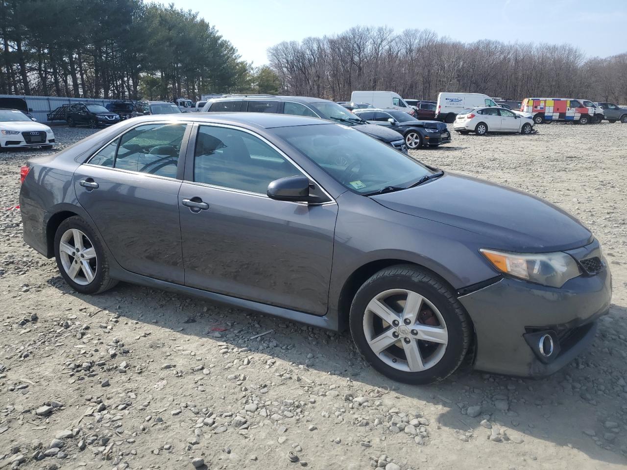 2013 Toyota Camry - Image 4