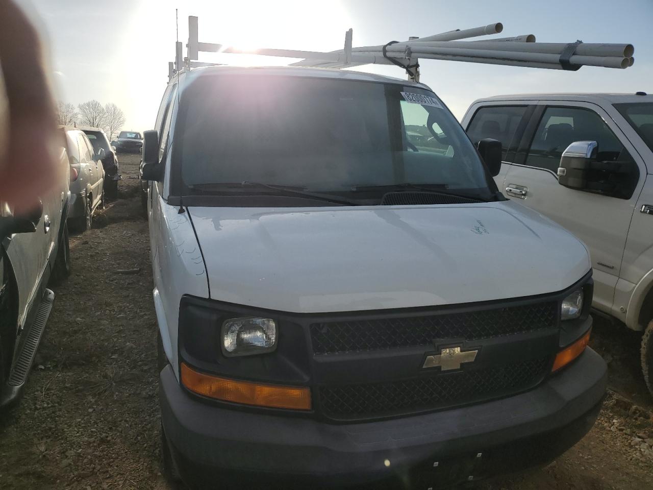 2017 Chevrolet Express - Image 5