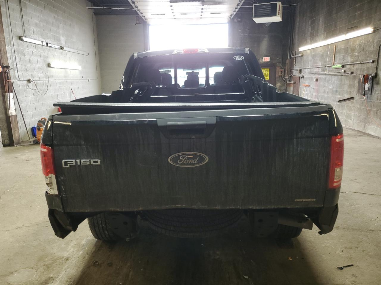 2015 Ford F-150 - Image 6