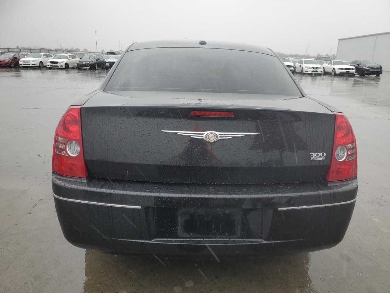 2009 Chrysler 300 - Image 6