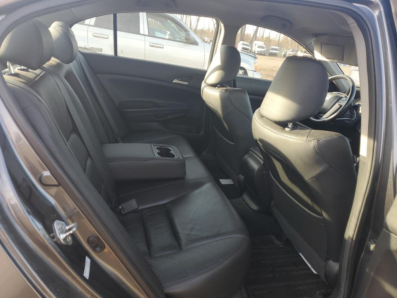 2012 Honda Accord - Image 11
