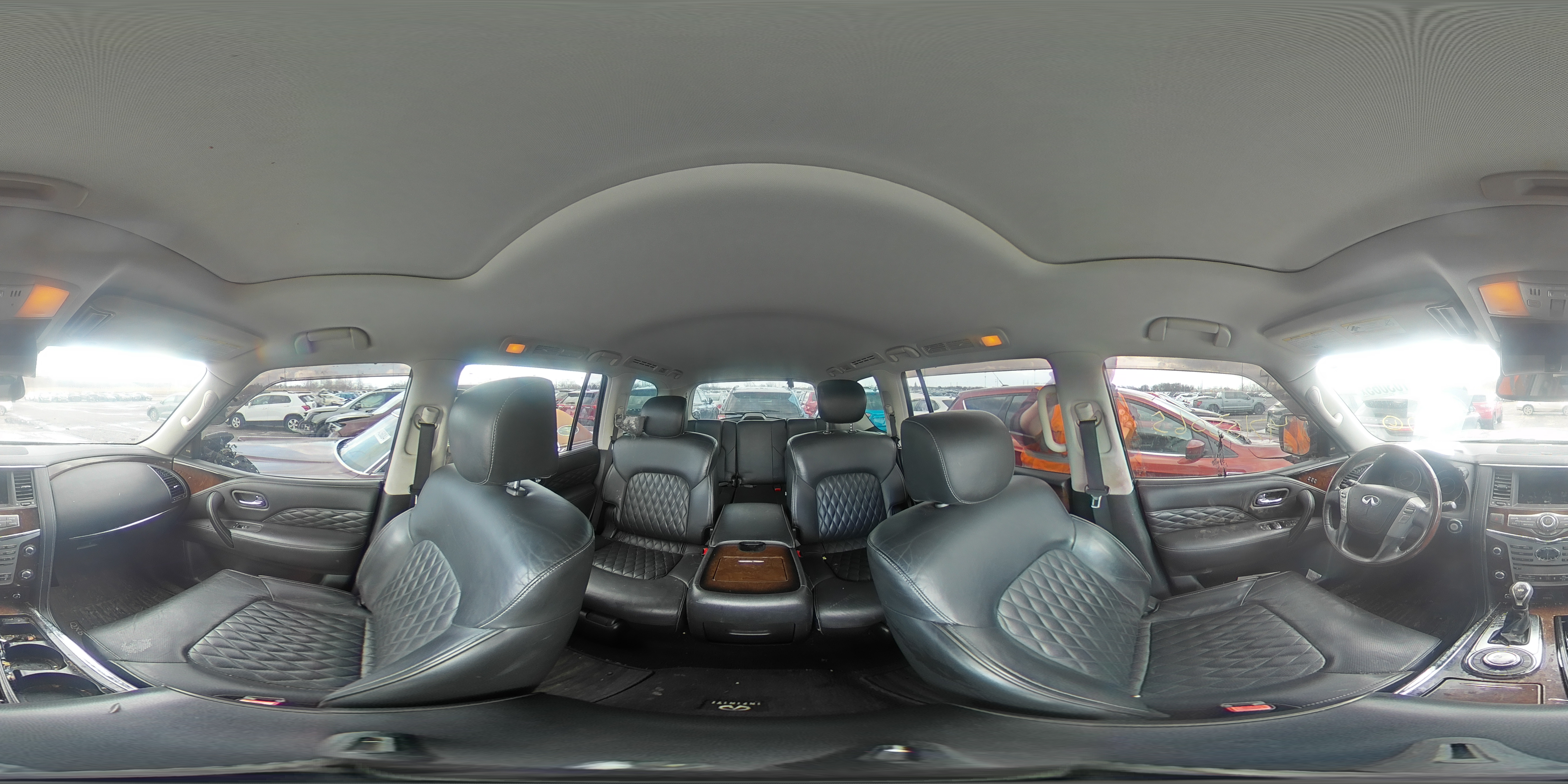 2018 Infiniti QX80 - Image 13