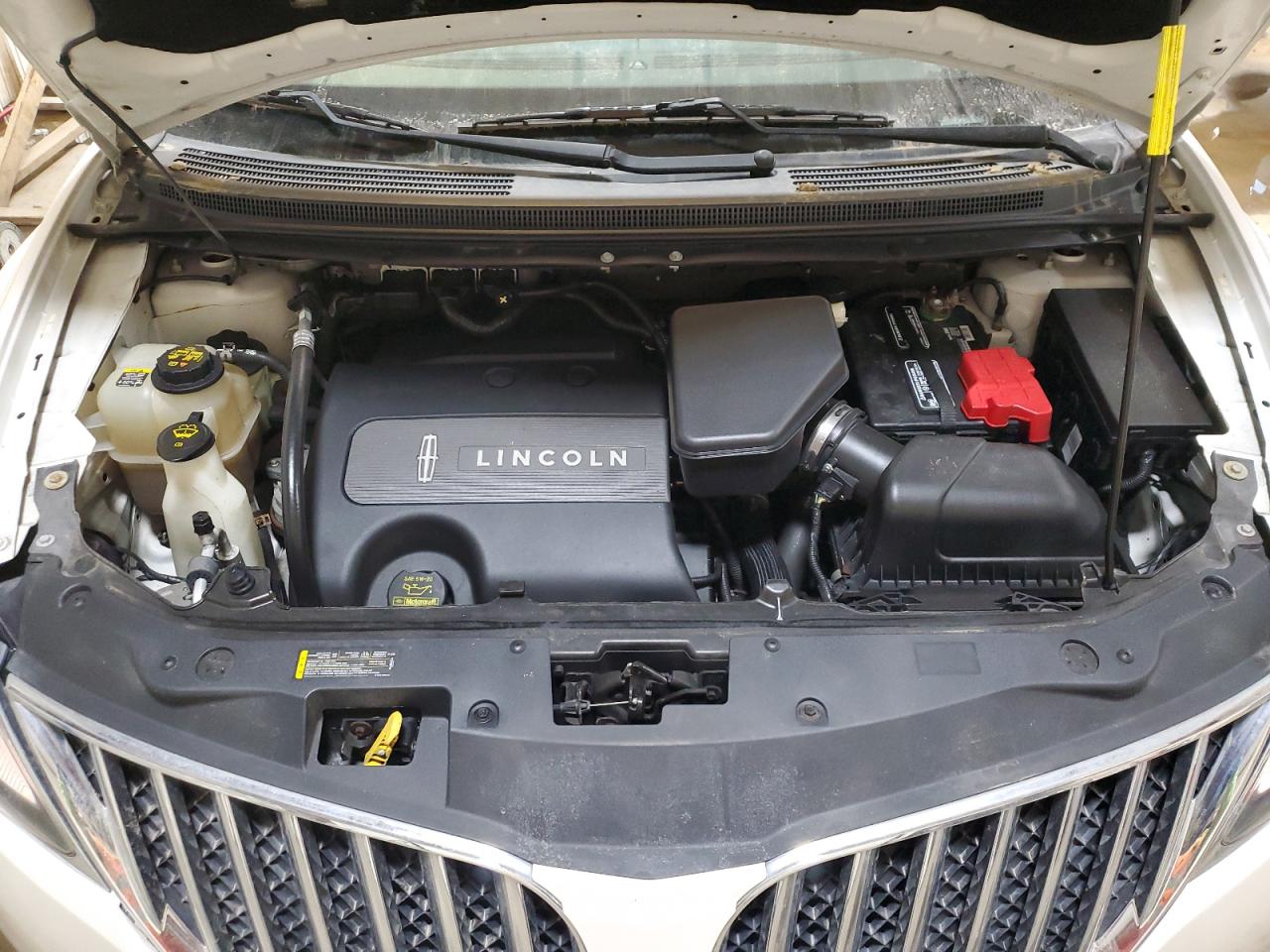 2013 Lincoln MKX - Image 12