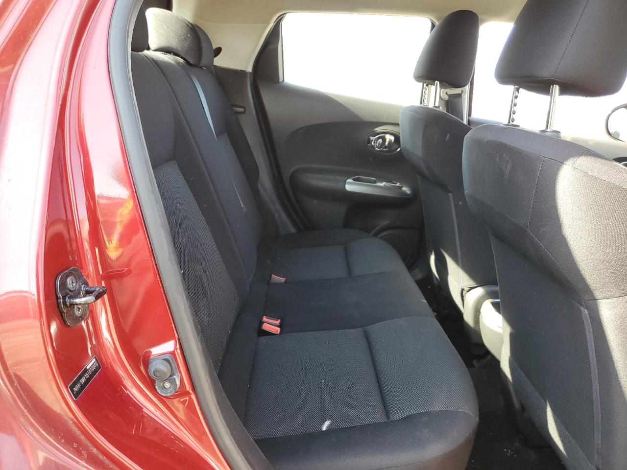 2011 Nissan Juke - Image 10