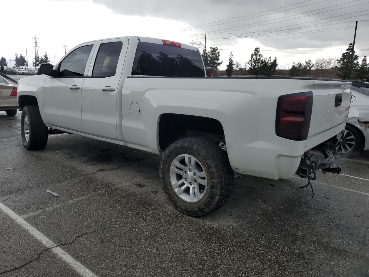 2014 Chevrolet Silverado - Image 2