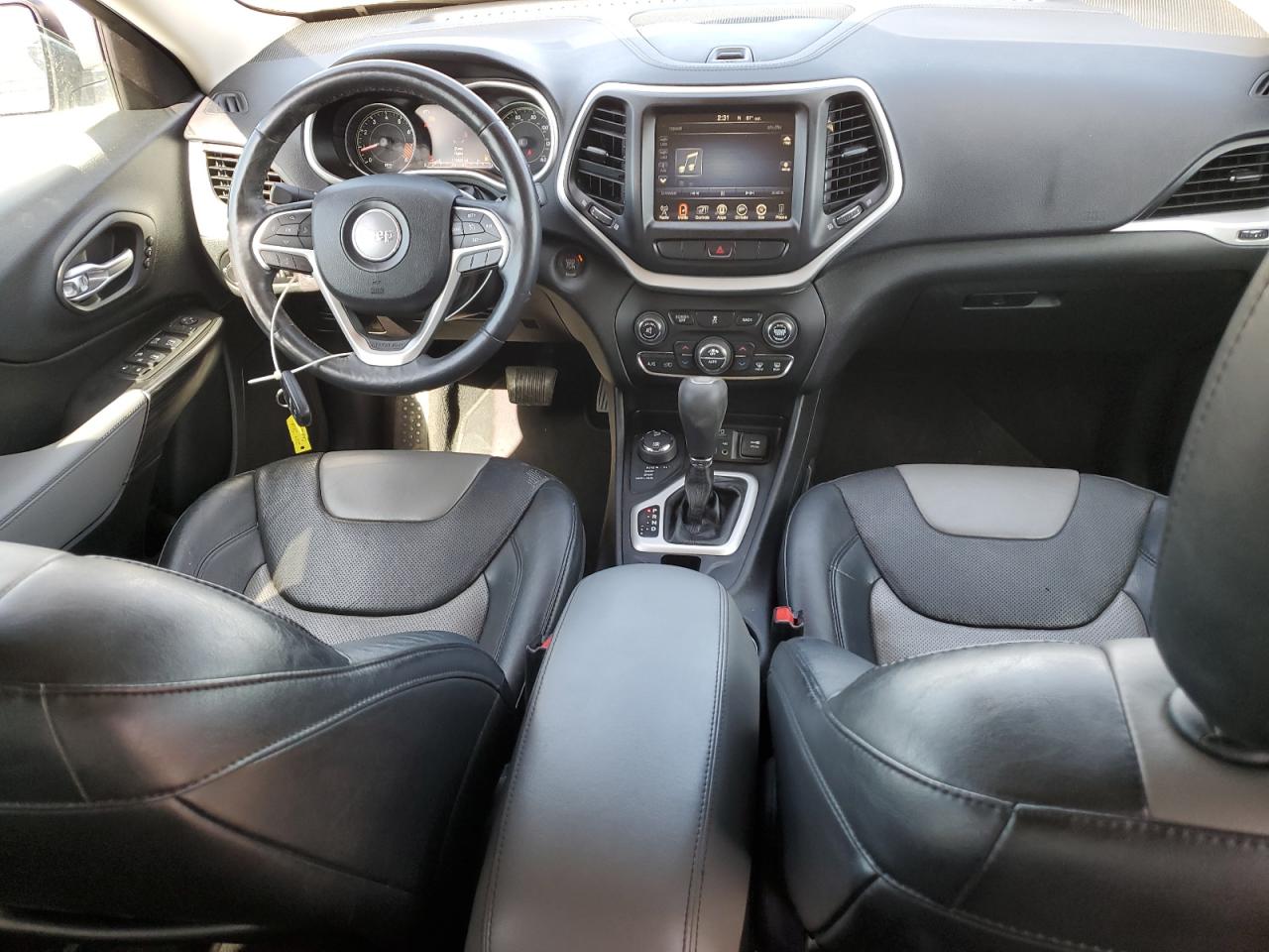 2014 Jeep Grand Cherokee - Image 8