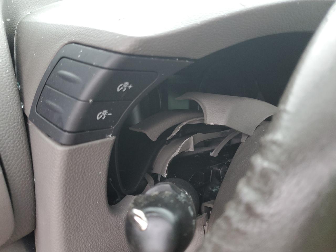 2013 Infiniti G - Image 9