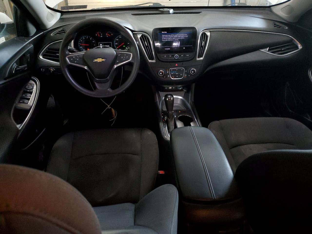 2019 Chevrolet Malibu - Image 8