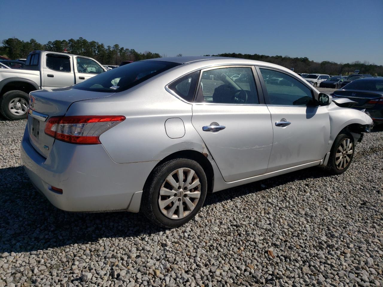 2014 Nissan Sentra - Image 3