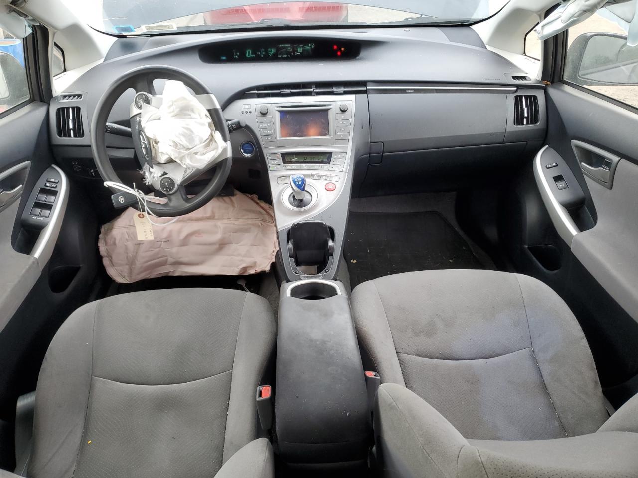 2014 Toyota Prius - Image 8