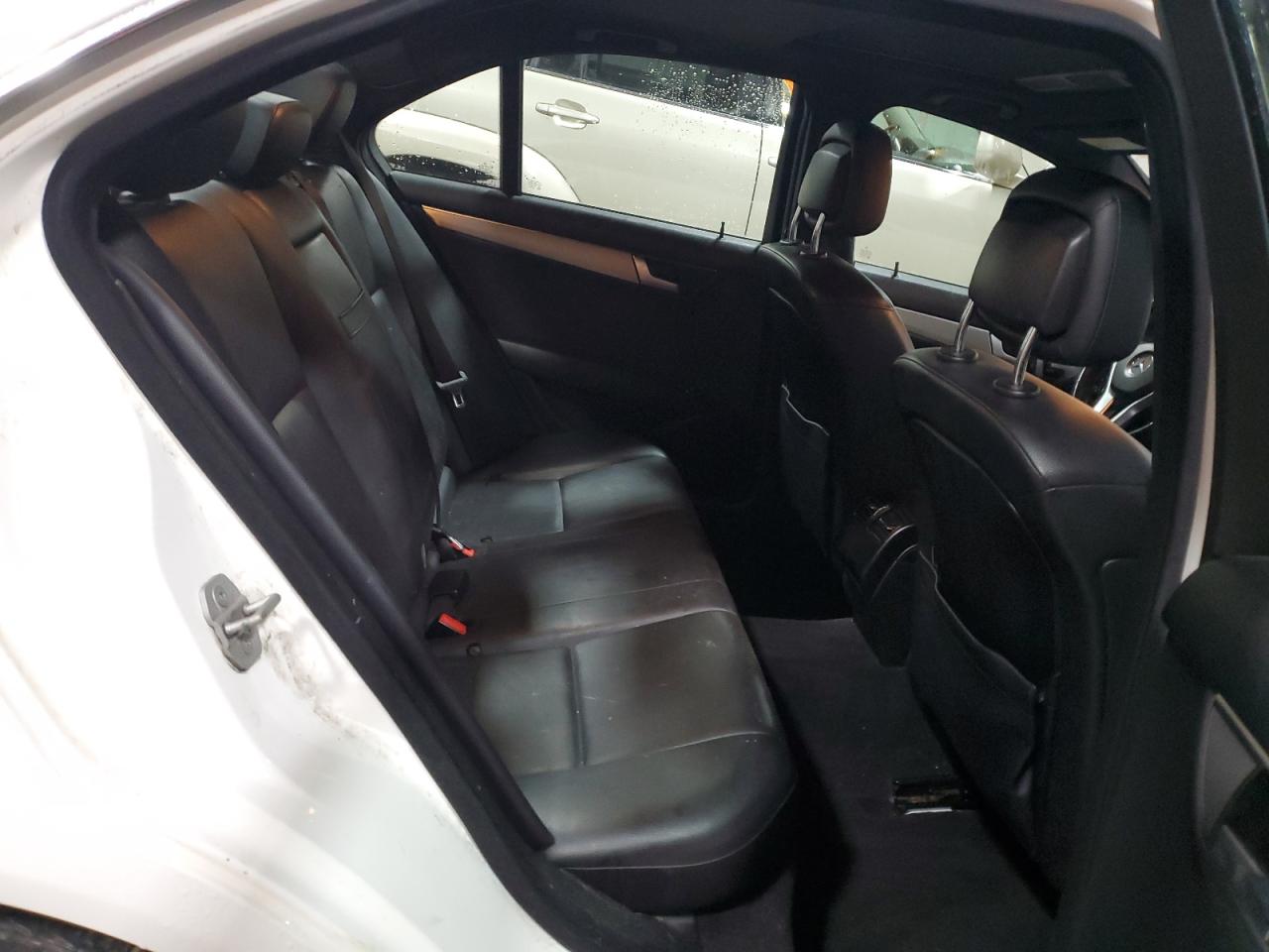 2014 Mercedes-Benz C-klasse - Image 10