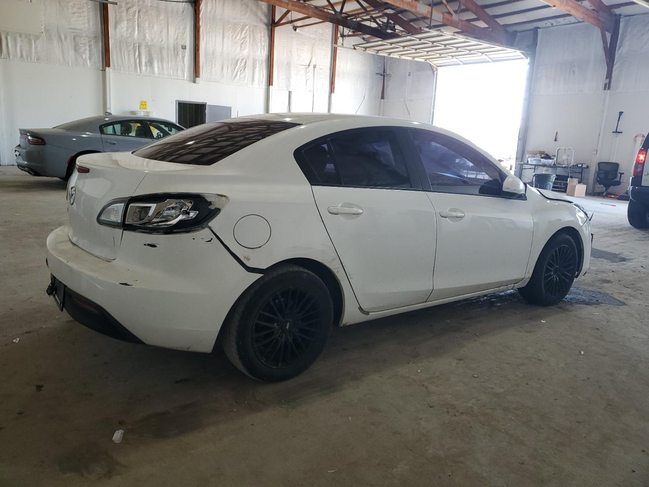 2010 Mazda 3 - Image 3