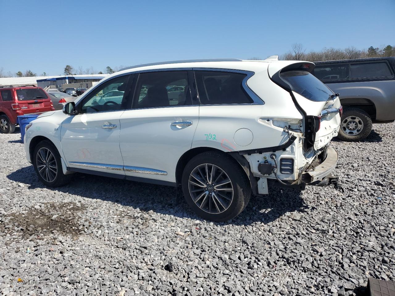 2016 Infiniti QX60 - Image 2