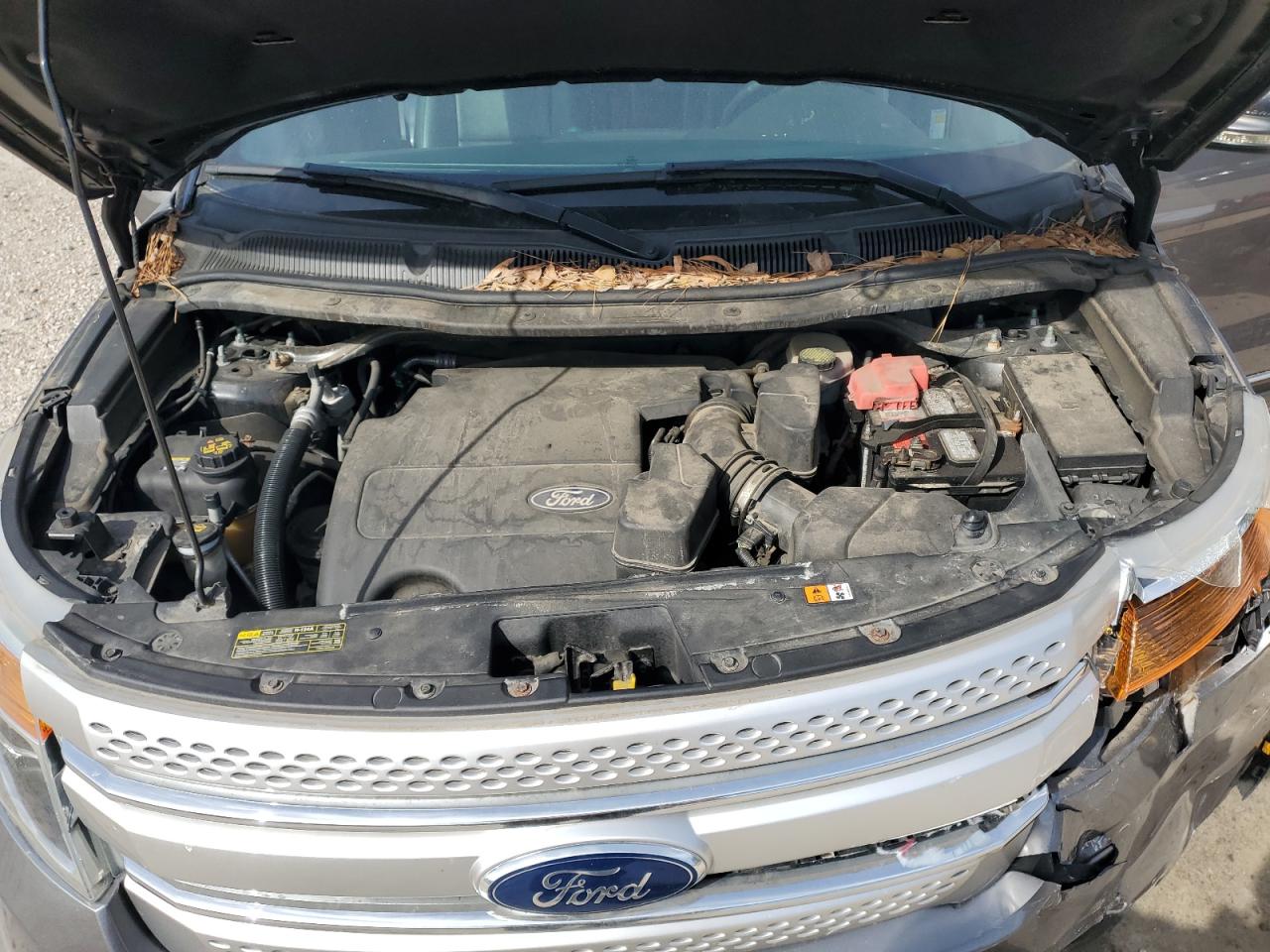2012 Ford Explorer - Image 12