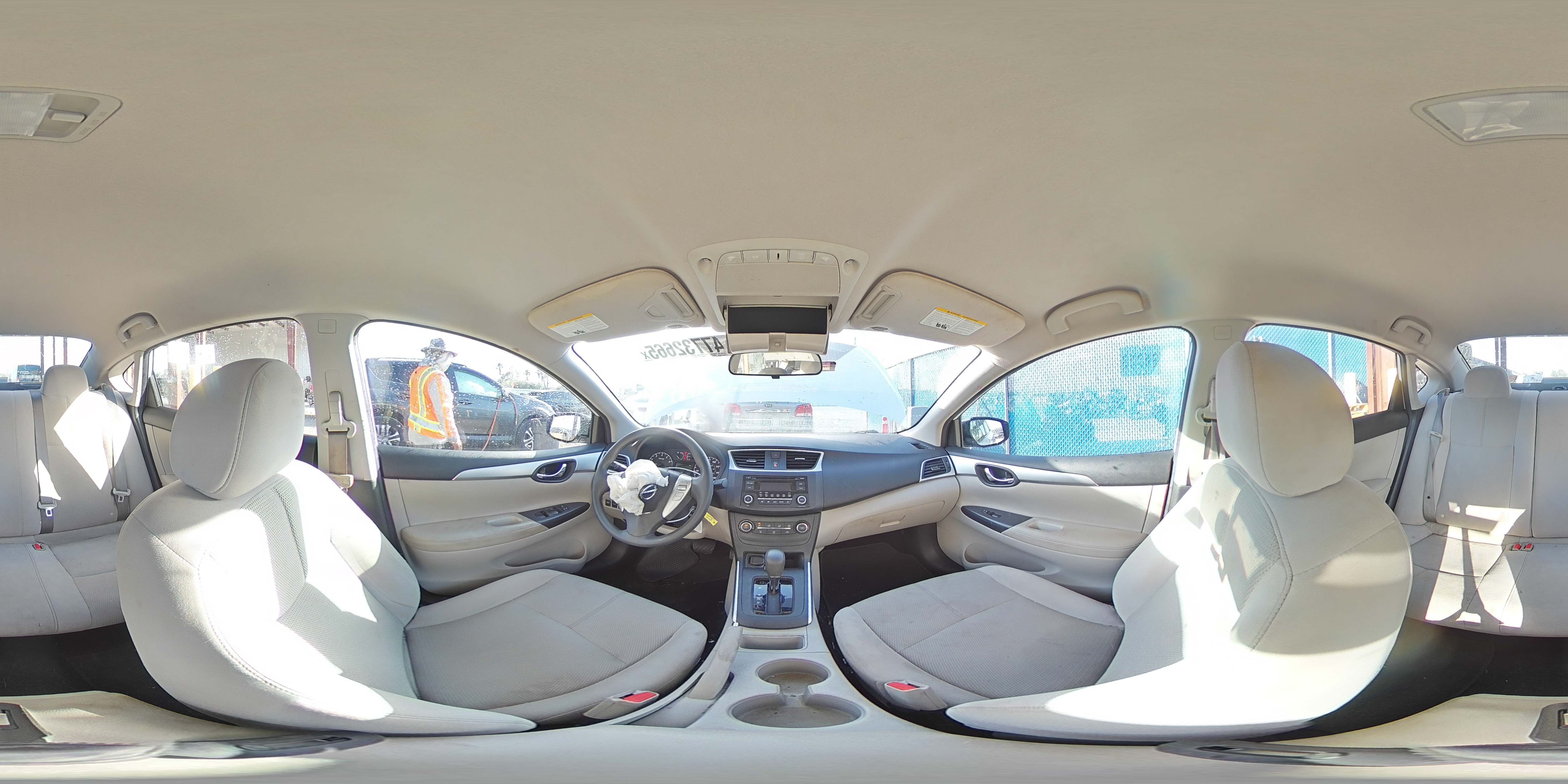 2016 Nissan Sentra - Image 14