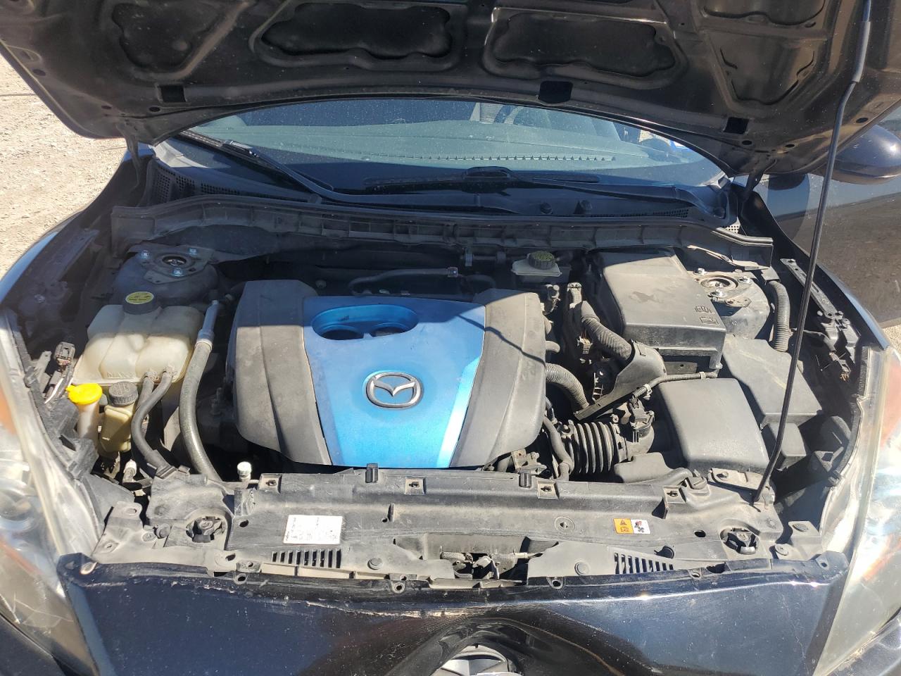2012 Mazda 3 - Image 11