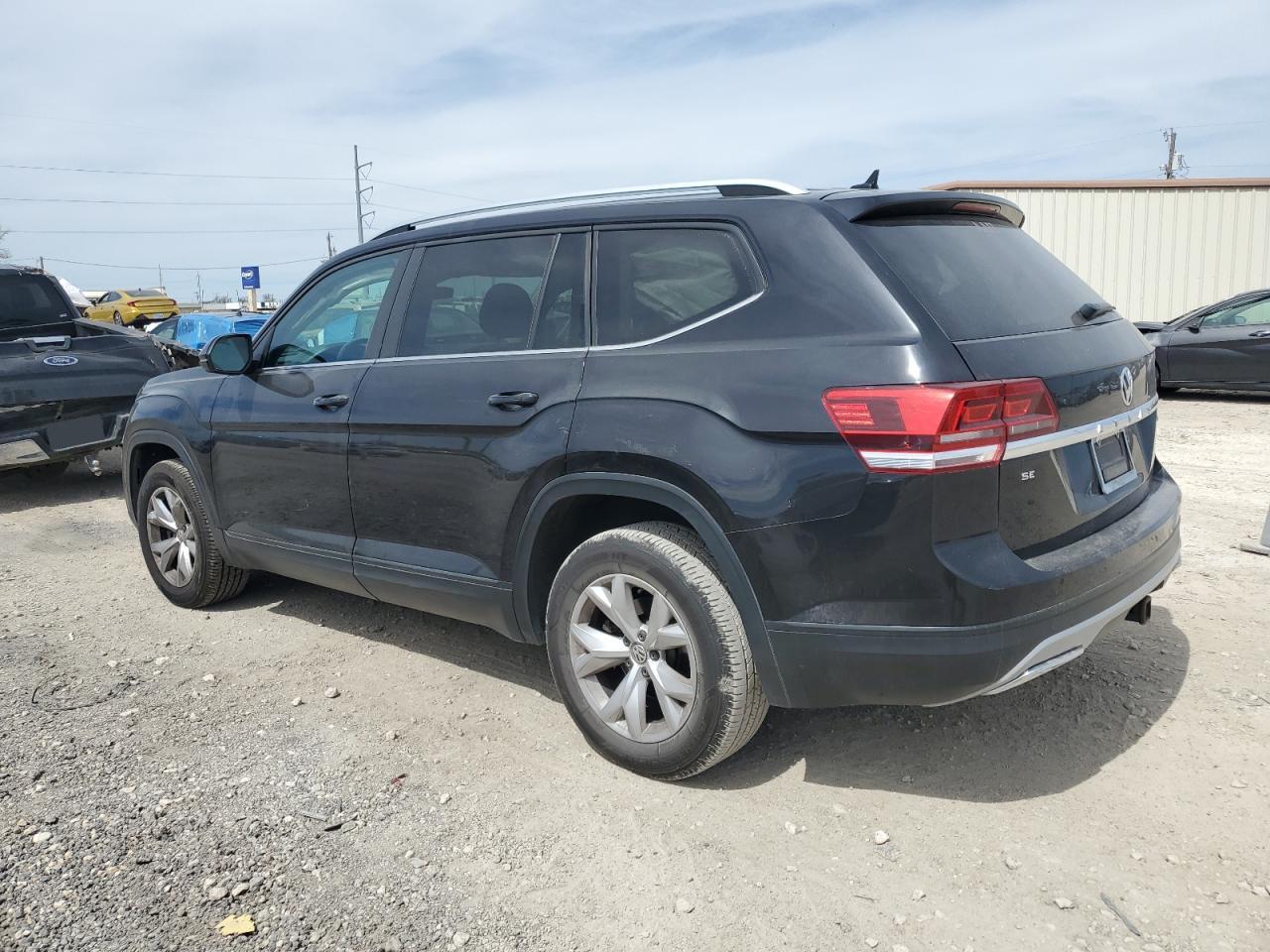 2019 Volkswagen Atlas - Image 2