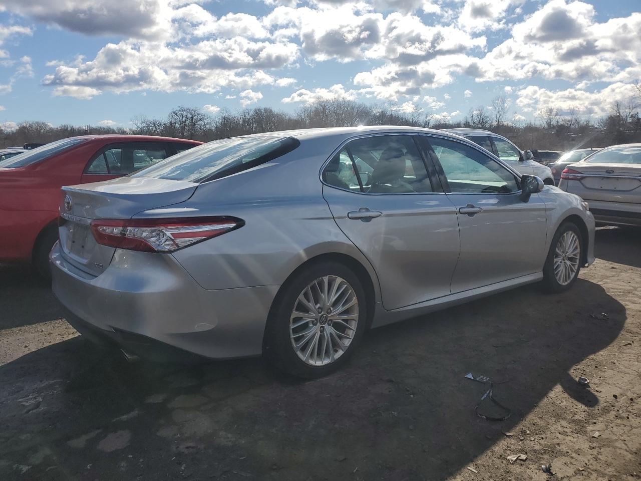 2018 Toyota Camry - Image 3