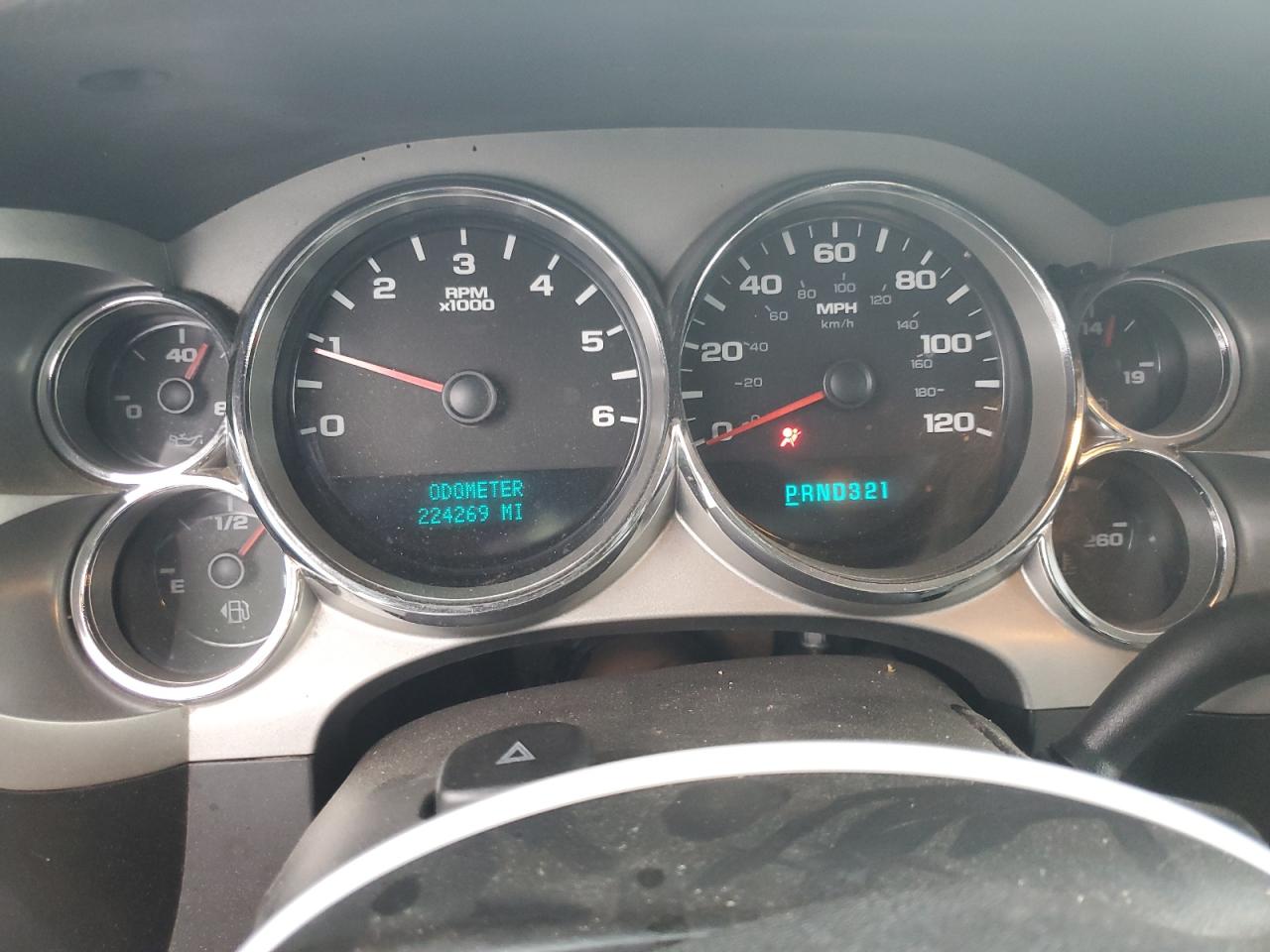 2007 Chevrolet Silverado - Image 9
