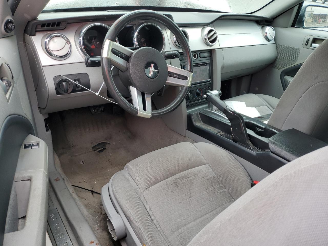 2006 Ford Mustang - Image 8