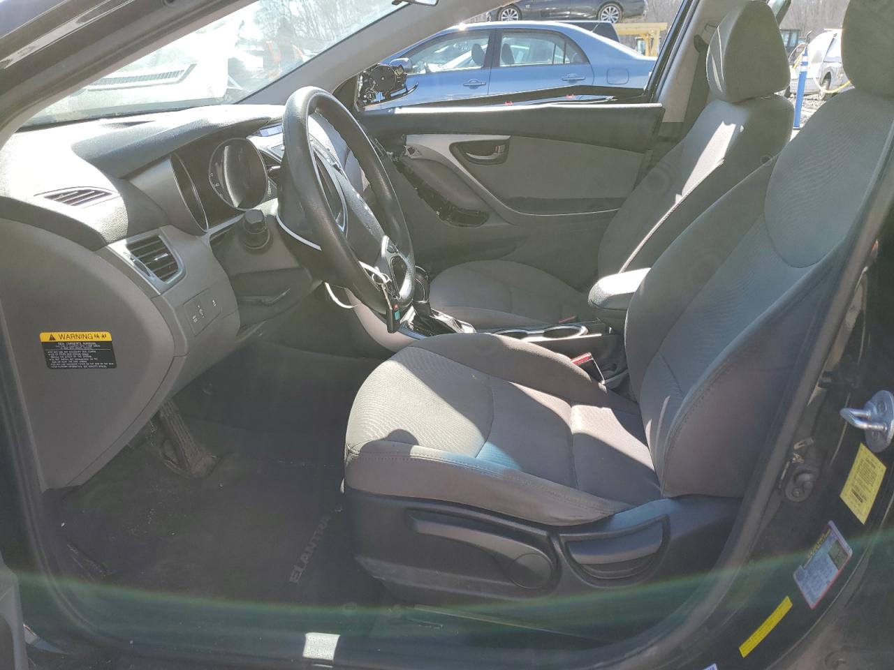 2014 Hyundai Elantra - Image 7