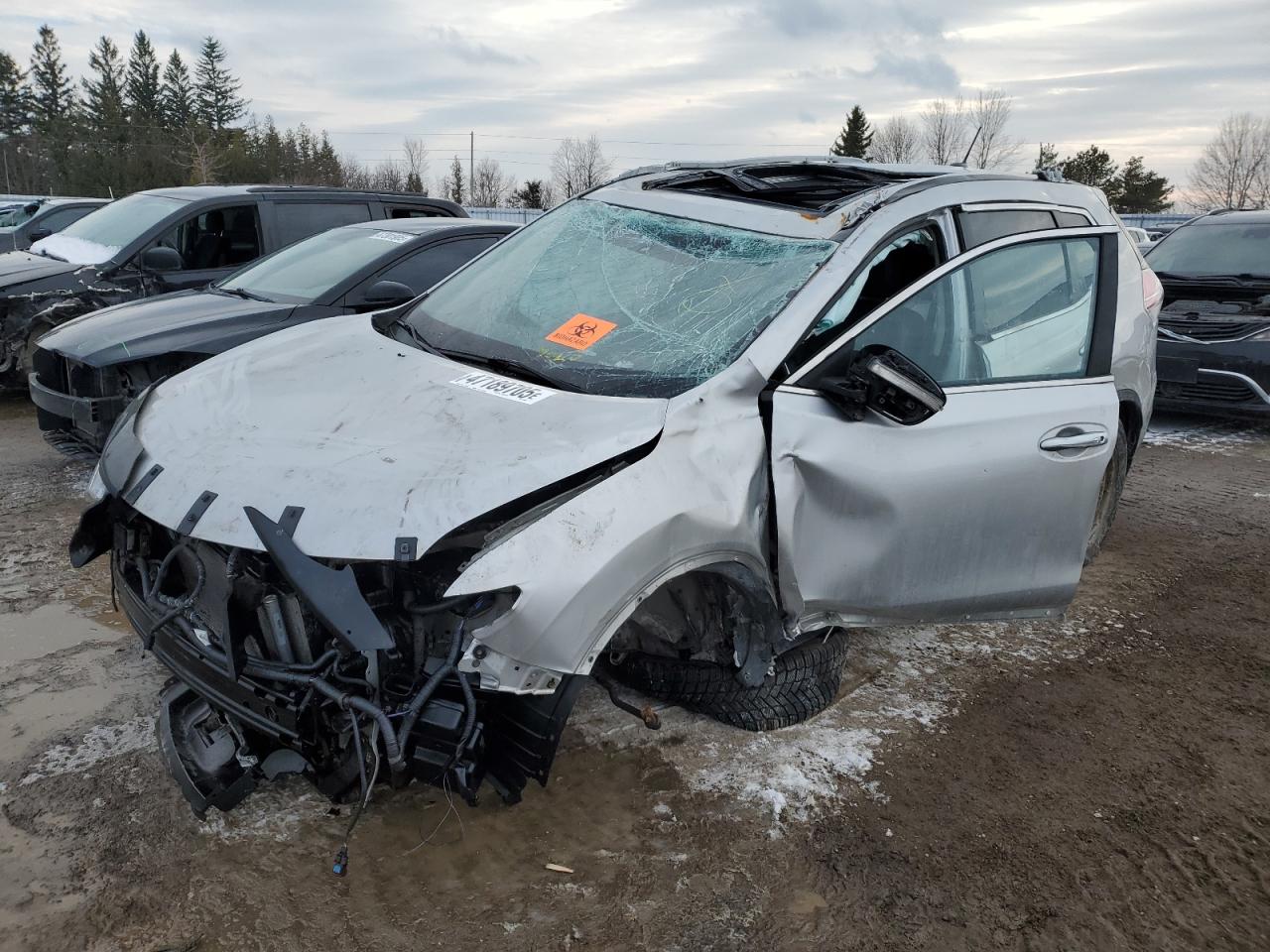2015 Nissan Rogue S for Sale in Bowmanville, ON - Rollover