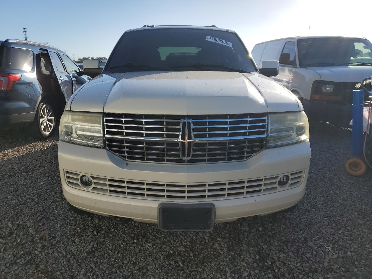 2008 Lincoln Navigator - Image 5