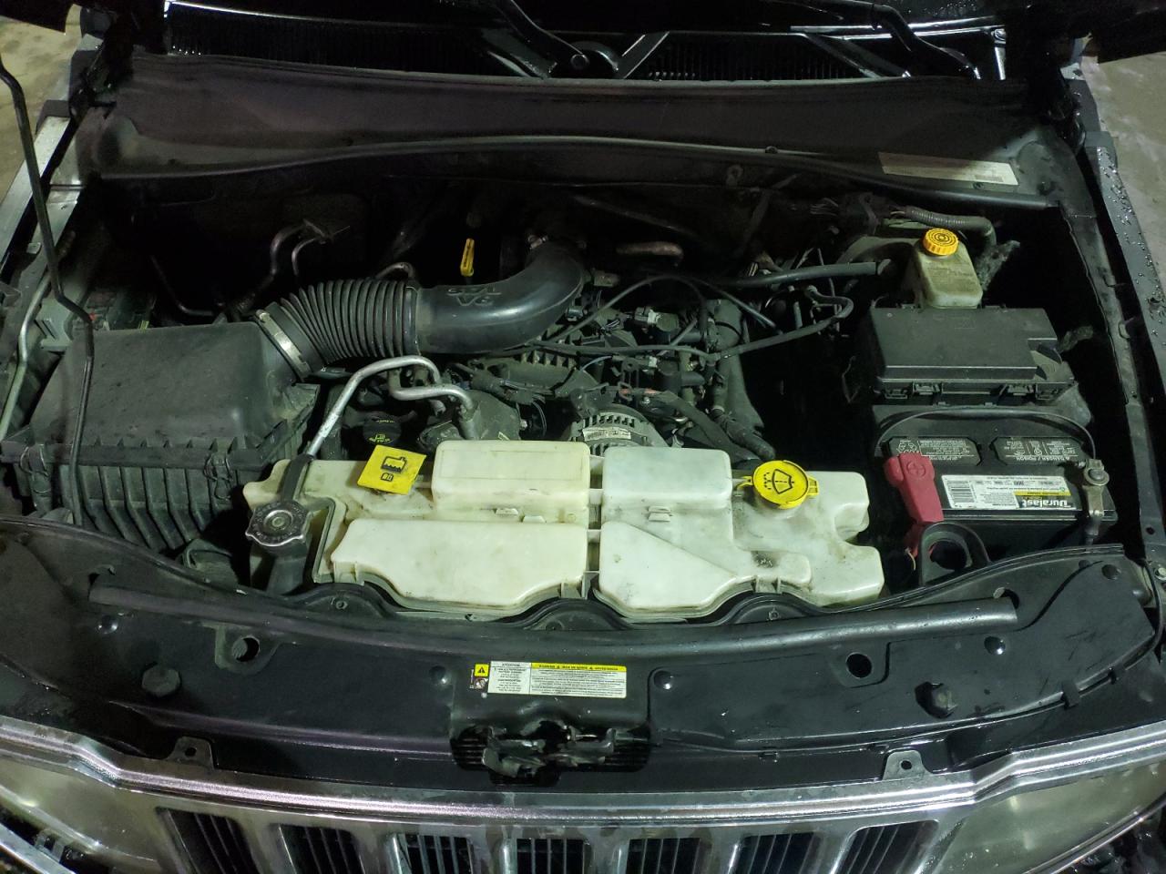 2012 Jeep Liberty (North America) - Image 12