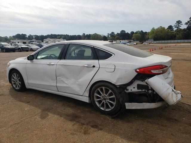 Sedans FORD FUSION 2017 White