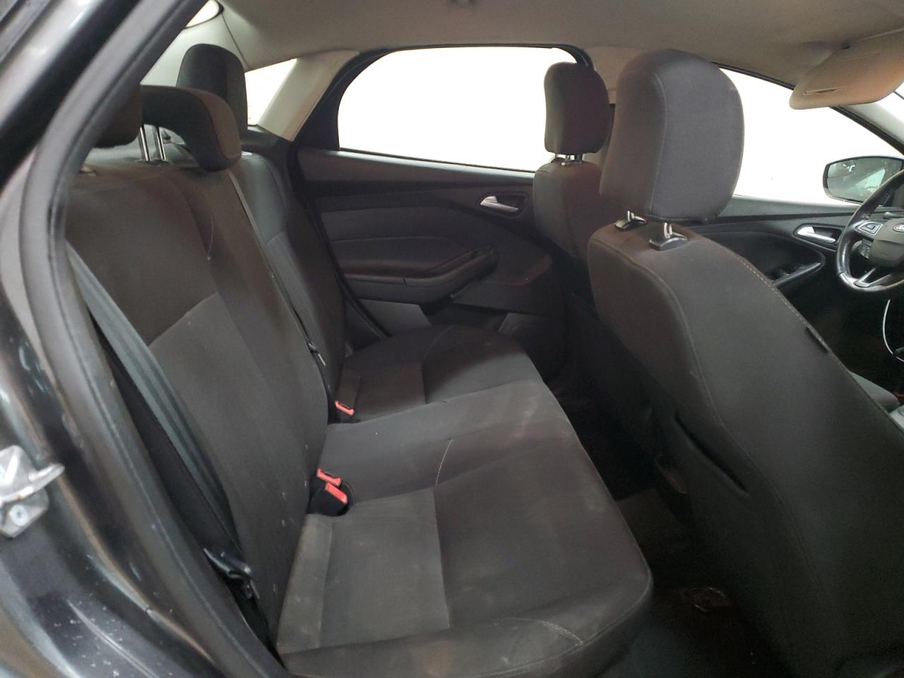 2016 Ford Focus - Image 10