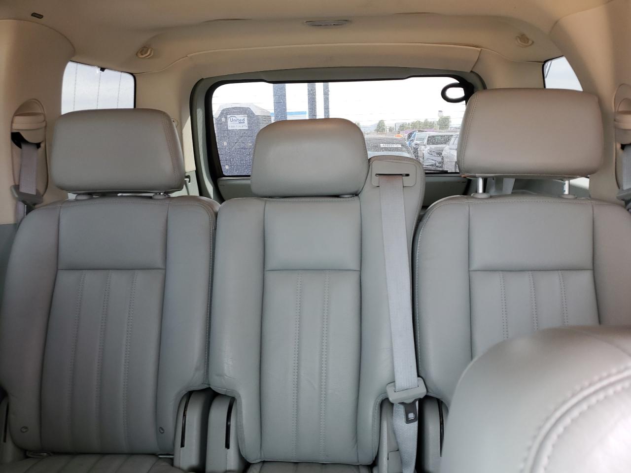 2003 Lincoln Aviator - Image 10