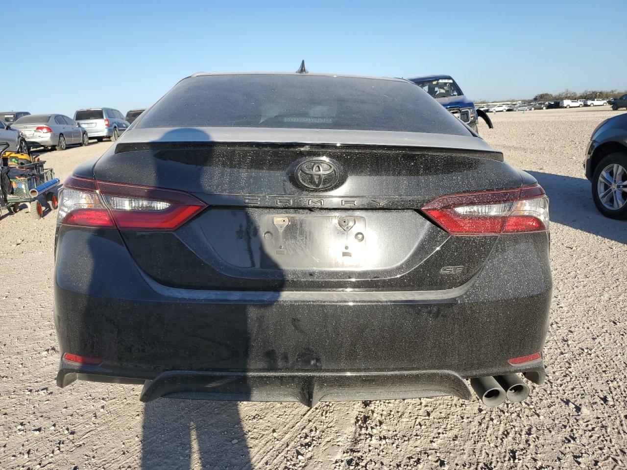 2022 Toyota Camry - Image 6