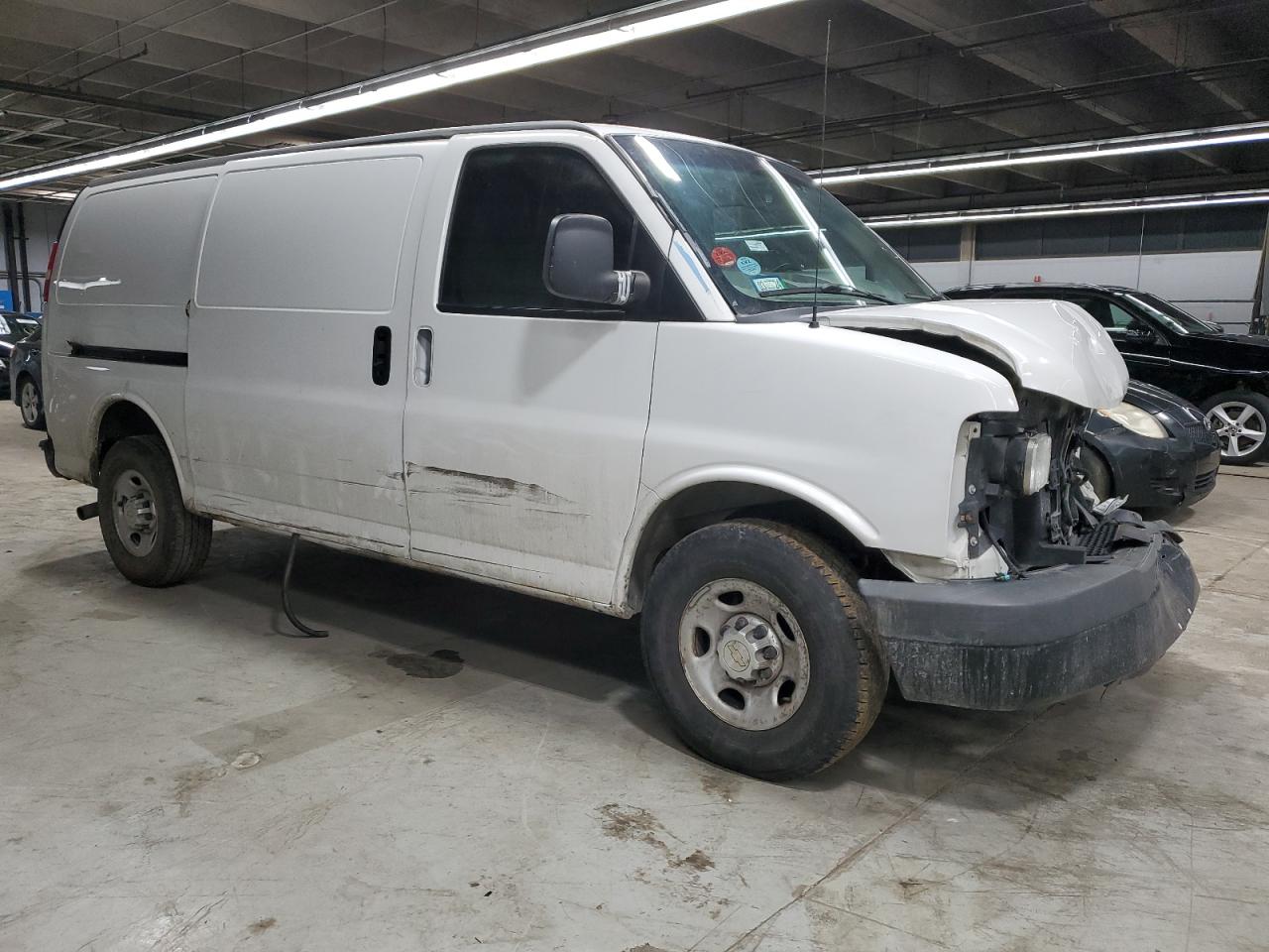 2012 Chevrolet Express - Image 4