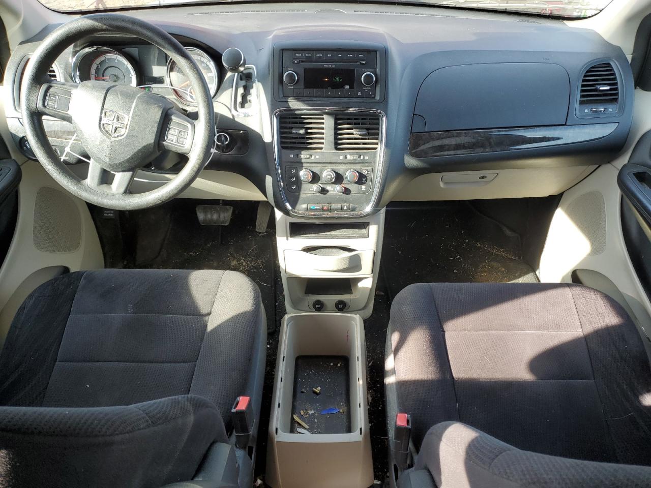 2011 Dodge Caravan - Image 8